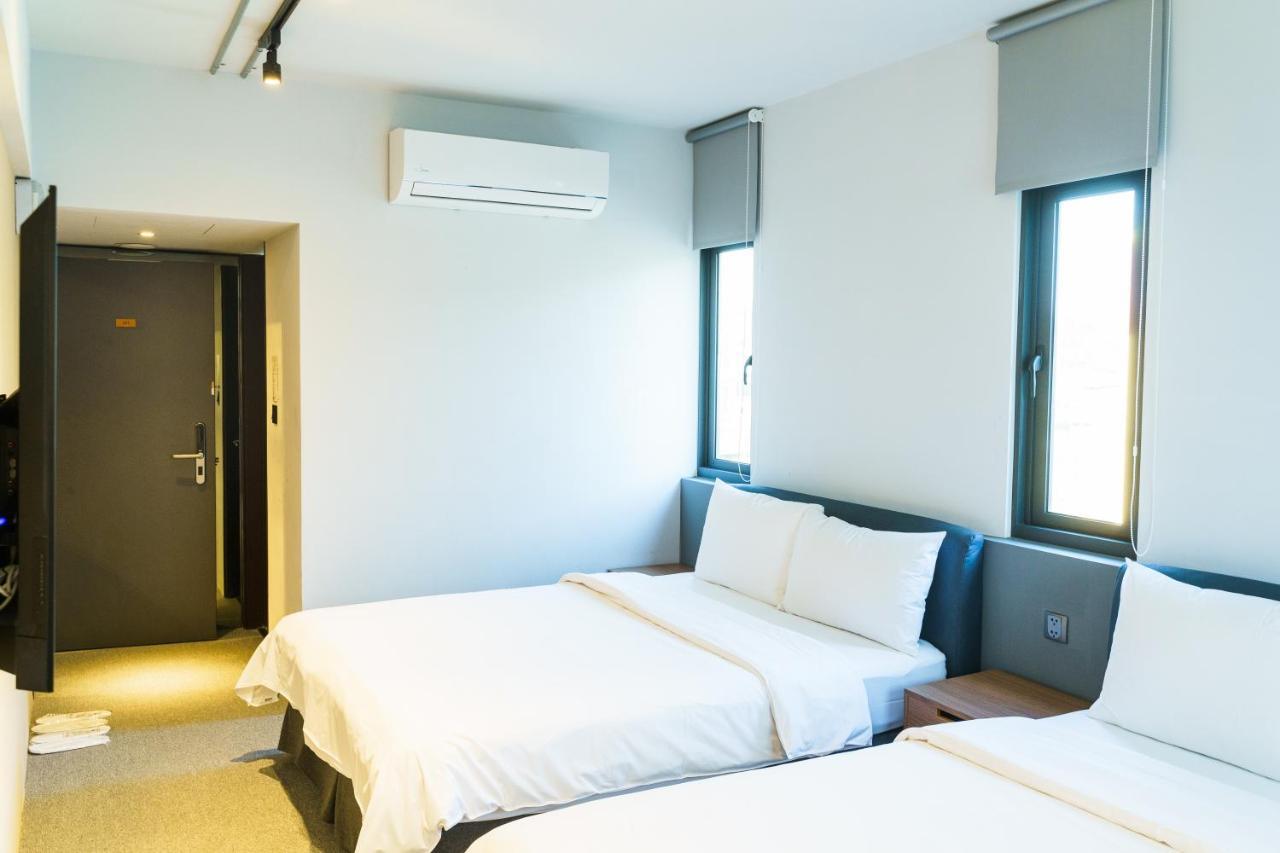 Doudian Ddinn Hotel Ταϊχούνγκ Εξωτερικό φωτογραφία
