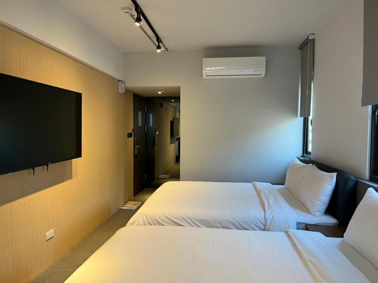 Doudian Ddinn Hotel Ταϊχούνγκ Εξωτερικό φωτογραφία