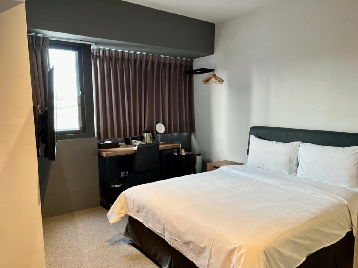 Doudian Ddinn Hotel Ταϊχούνγκ Εξωτερικό φωτογραφία